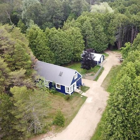 Cottage Retreat On 11 Acres Flesherton Buitenkant foto