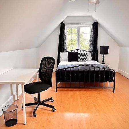 Cottage Retreat On 11 Acres Flesherton Buitenkant foto
