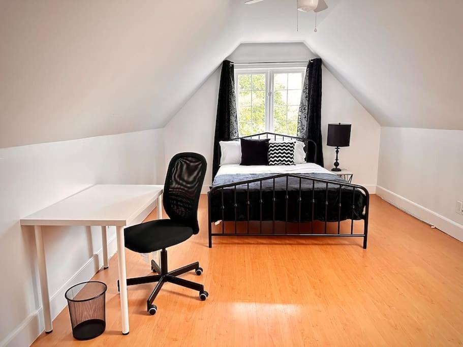 Cottage Retreat On 11 Acres Flesherton Buitenkant foto