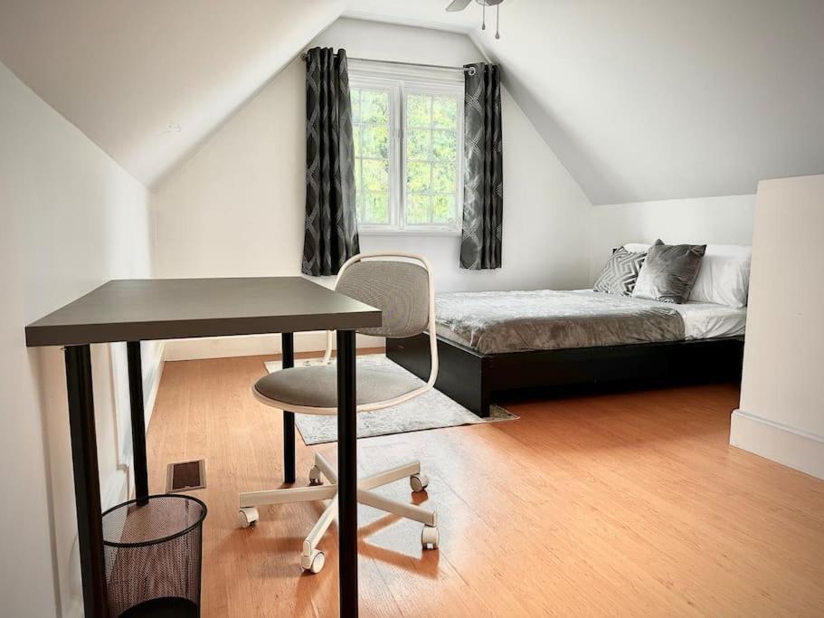 Cottage Retreat On 11 Acres Flesherton Buitenkant foto